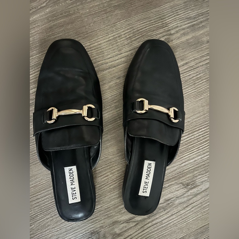 Steve Madden Black Leather Mules